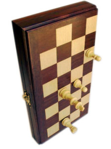 Gevin AA1102-01: 11-inch Simple Magnetic Walnut Folding Chess Board