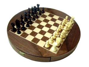 Gevin AA1303-01: 13-inch Round Magnetic Walnut Chess Case with Drawer