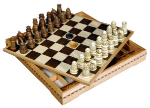 Gevin AB1502-01: 15-inch Beech Wood Italian-Style Chess Case