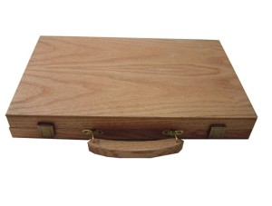 Gevin AD1501-04: 15 inch oak wood backgammon set - closed