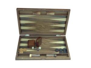 Gevin AD1902-05: High-Grade Walnut Backgammon with Oak Finishing - open