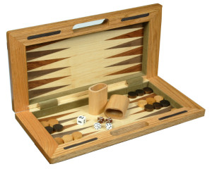 Gevin AF1601-02: 16-inch 3-in-1 Hand-Carry Oak Wood Game Set Compendium - Open