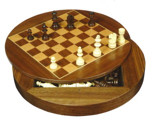 Gevin - AA1209-02 - 12.5-inch Round Magnetic Walnut Chess Case with Drawer